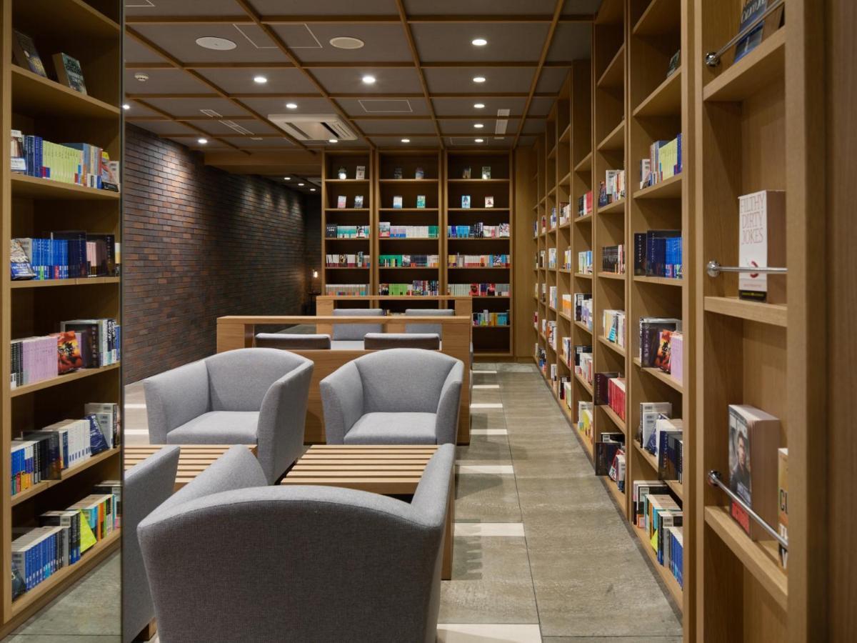 札幌灯光与书酒店 3*
